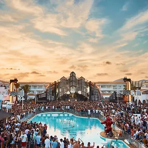 ホテル Ushuaia Ibiza - Adults Only - Club Entrance Included, プラヤ・デン・ボッサ